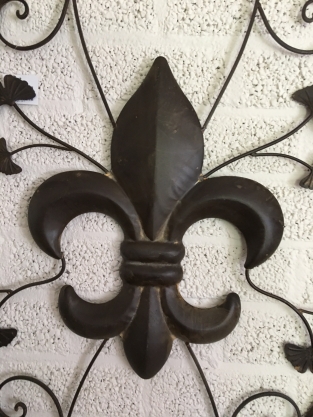 Wall ornament metal french lily, brown